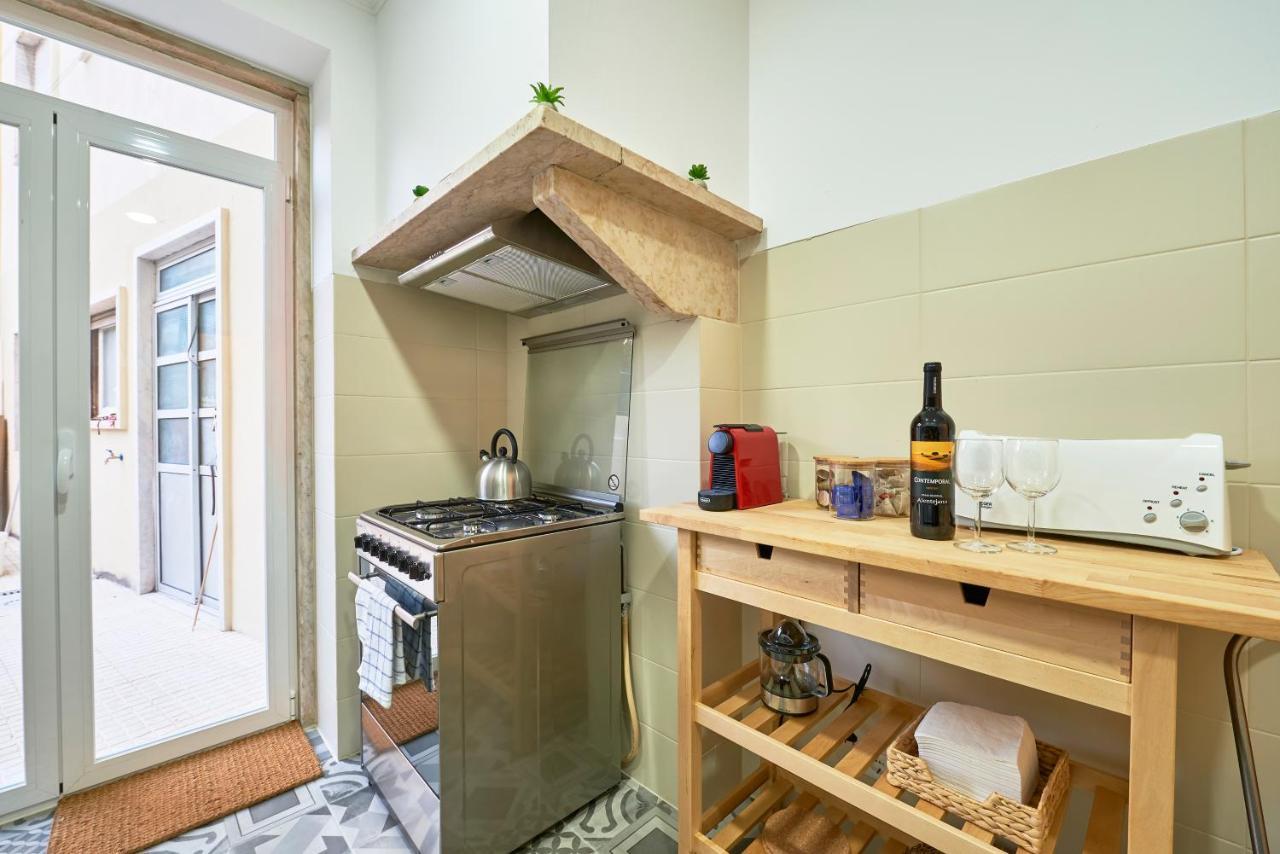 Belem Light Filled Apt With Patio, By Timecooler Lisboa 外观 照片